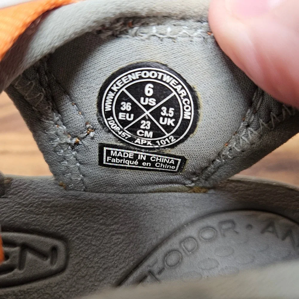 Keen Whisper Orange Grey Waterproof Sport Sandals Womens 6 1008457